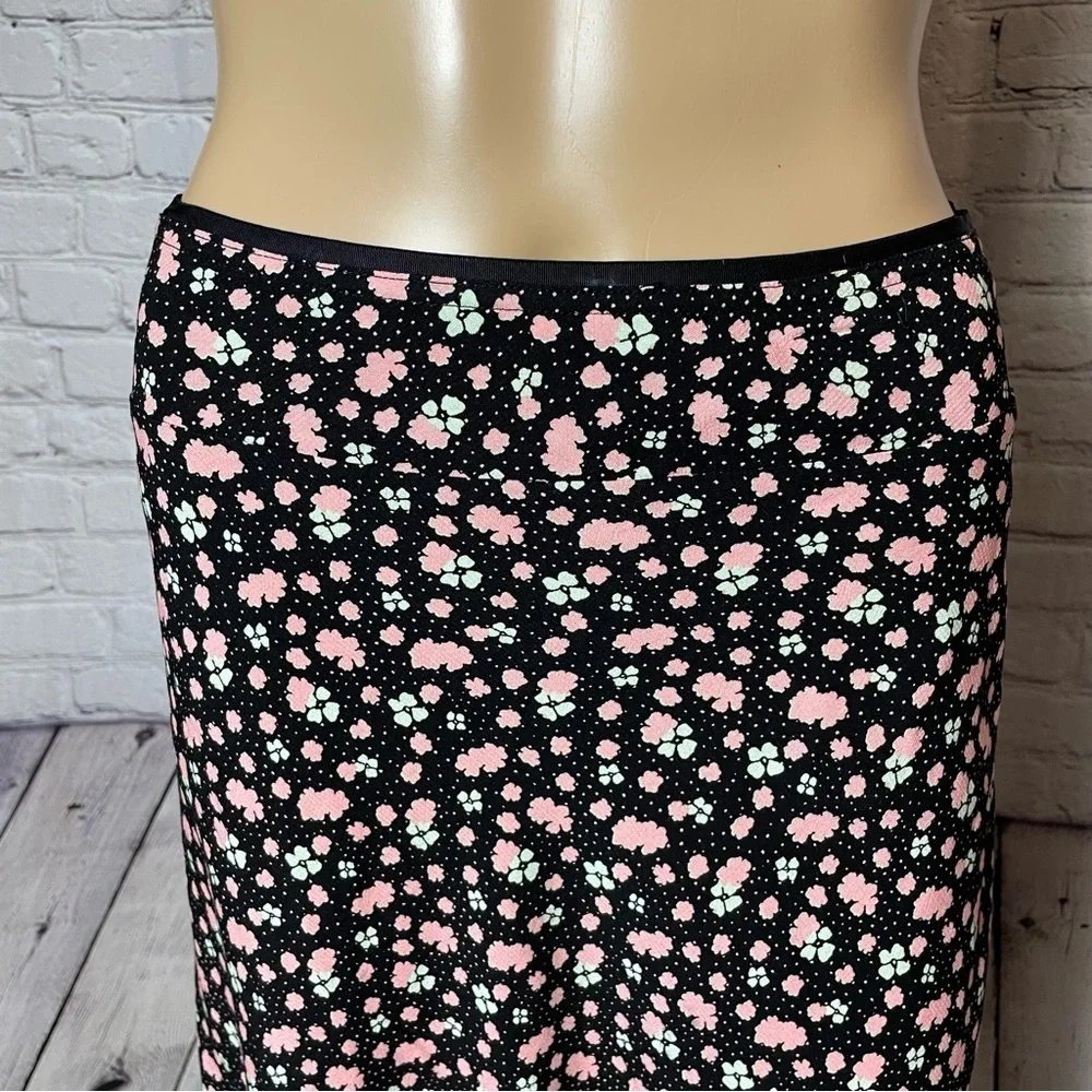New Free People IRL Mini Black Floral Skirt Size 6